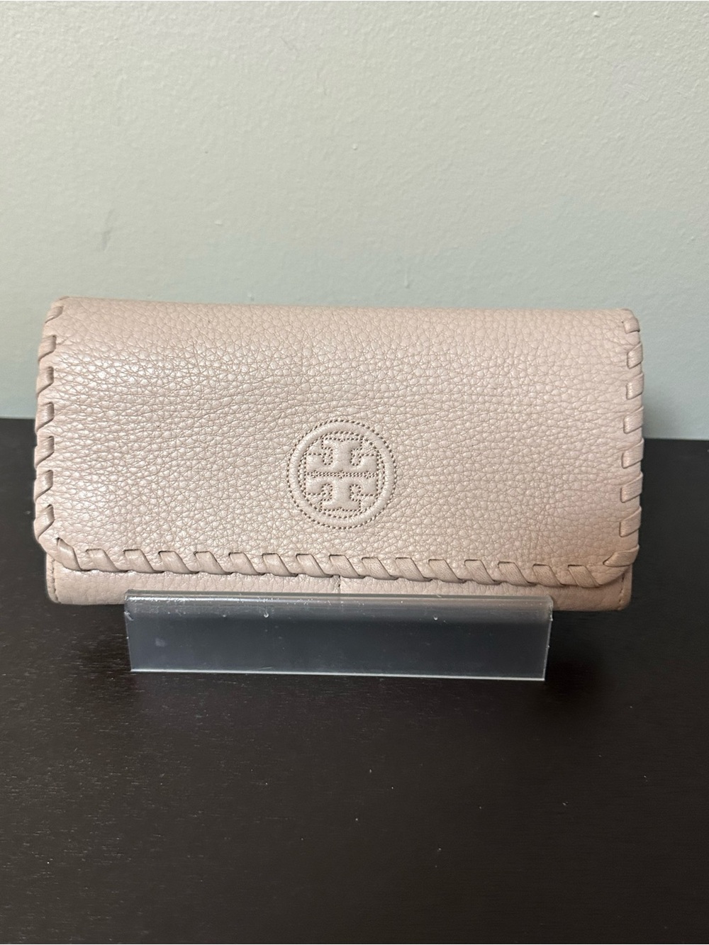 Tory Burch Blush Pink Pebbled Leather Card Holder Wallet w/ Whipstitch Detailing
